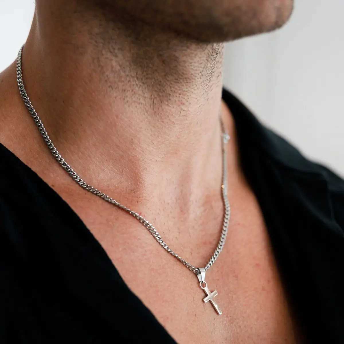 Casual Cross Pendant Necklaces for Men BoysWaterproof Stainl Steel Pendant NecklacesAnniversary Birtay Jewelry GiftsXJ250219