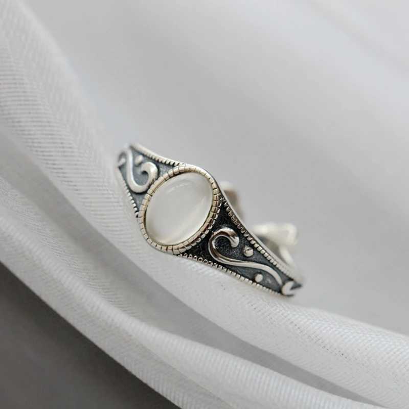 A genuine 925 sterling silver womens retro style charm ring with natural moonstone inlay foldable open ring fashionable jewelry gift X250220