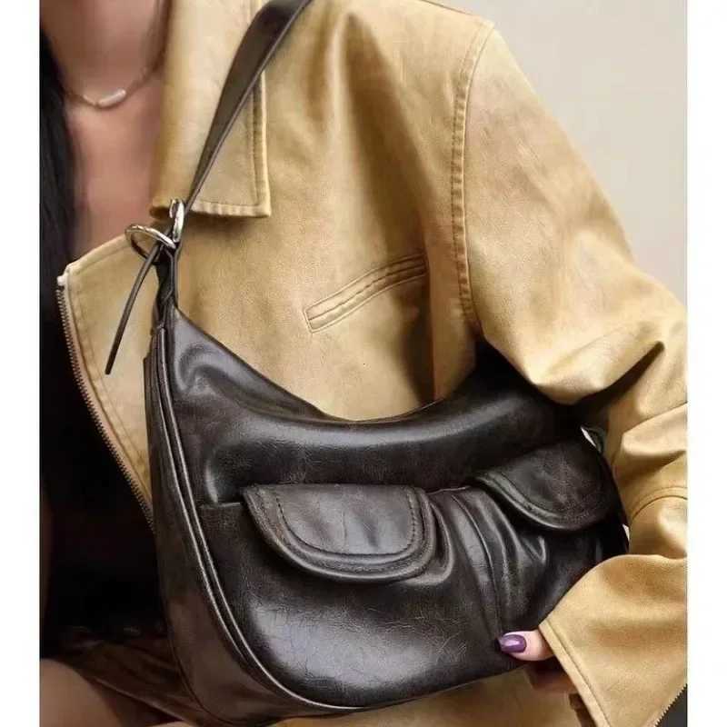 Retro Coffee Shoulder Bag for Women Retro New Autumn Pocket Fashion Casual Underwear Bag for Women Y2k Handbag Bolsa Handbag Y250218