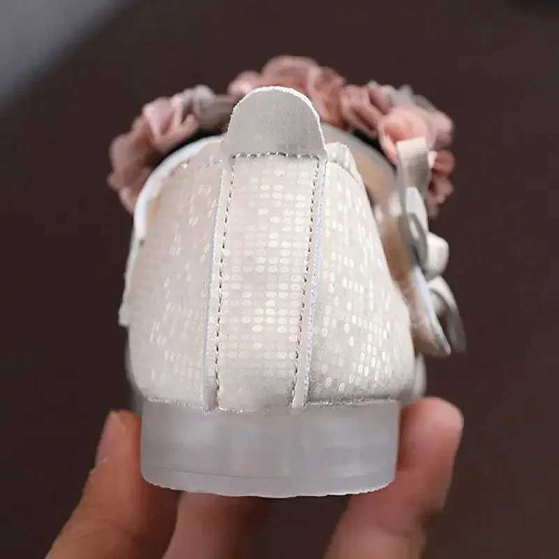 Childrens Flats Lace Big Flower Princess Party Performance Shoes Big Student Girl Shoes for Kids Soft Sole Leather Flats X250220
