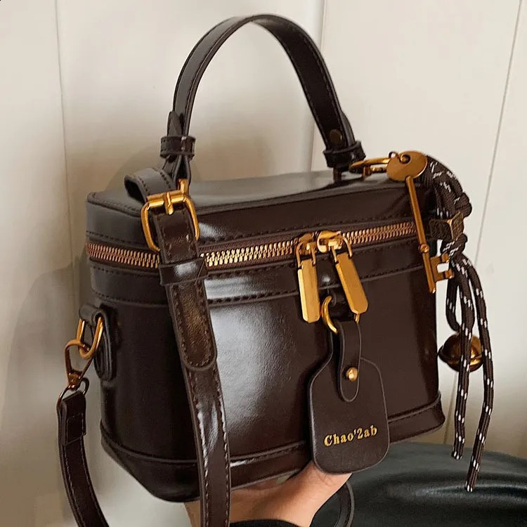 y ner Oil PU Leather Womens Handbag Retro Crossbody Bag Bucket Tote 250218