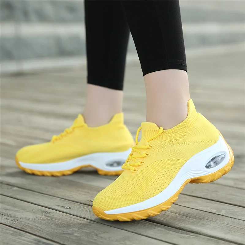Women Walking Trainers Fashion Fly Weaving Sock Sneakers Breathe Comfort Nursing Shoes Casual Platform Loafers Non-slip W250220