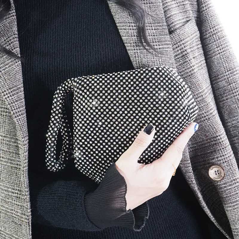 2025S Designer Women Shiny Crossbody Elegant Sparkle Bags Clutch Bag Fashion Chain Tote Handbag Ladies Chic Evening Wedding ClutchC250219 Shoulder cro