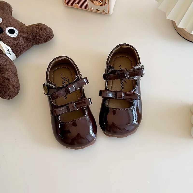 Girls Mary Janes Patent Leather Bowtie Round Toe Cute Kids Flat Shoes Toddler Three Colors Spring Hook-loop Children Shoe 21-30 X250220