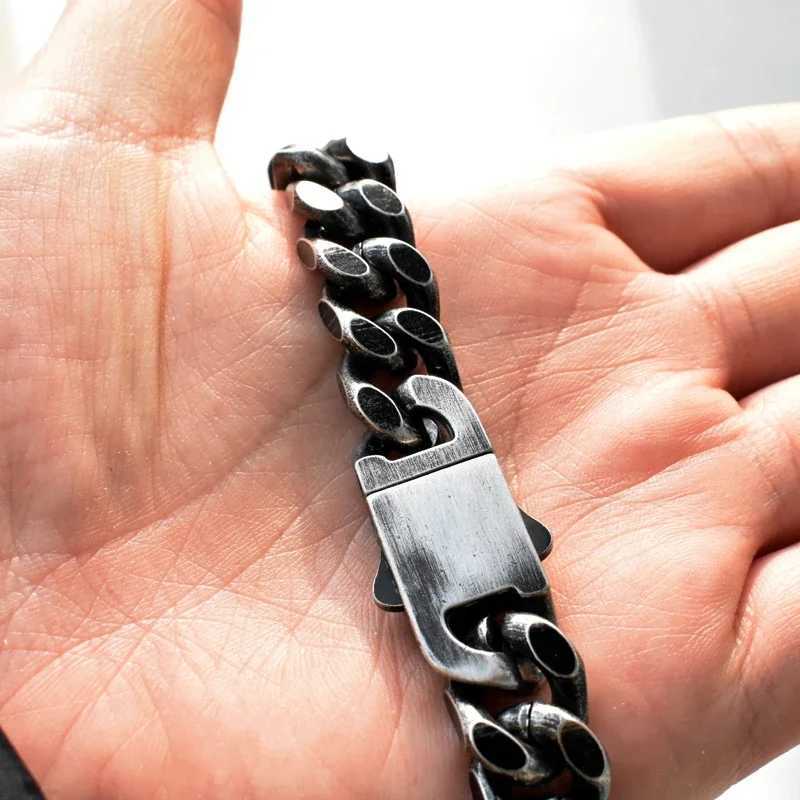 Fashion Antique Black Plated Thick Chain Bracelet Stainl Steel Link Chain Hip Hop Bracelets for Men Jewelry Anniversary GiftXJ250219