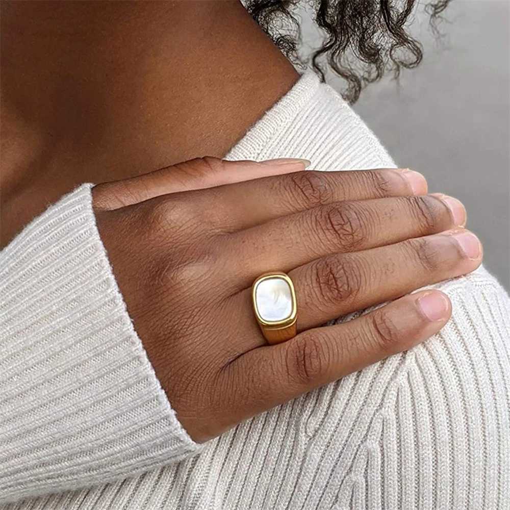 SUNIBI Square Vintage Shell Ladies Ring Stainless Steel White Gold Color Large Chunky Ring Party Jewelry Accessories Gift Dinner X250220