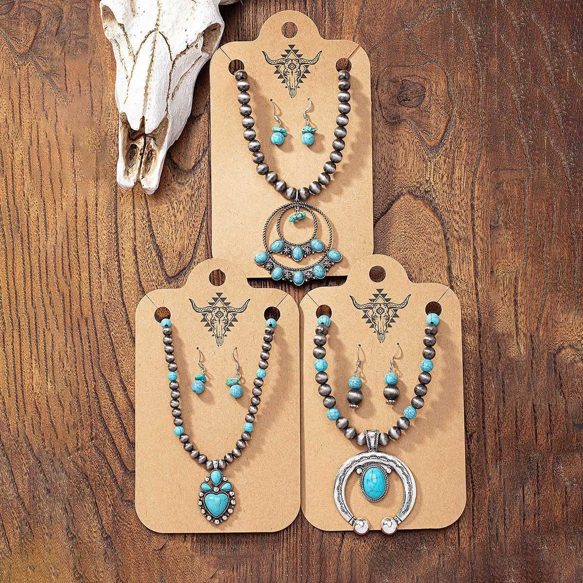 Pendant Necklaces Qingdao Daiwei Jewelry 1 Set Western Vintage Beaded Necklace Earring Set H25219
