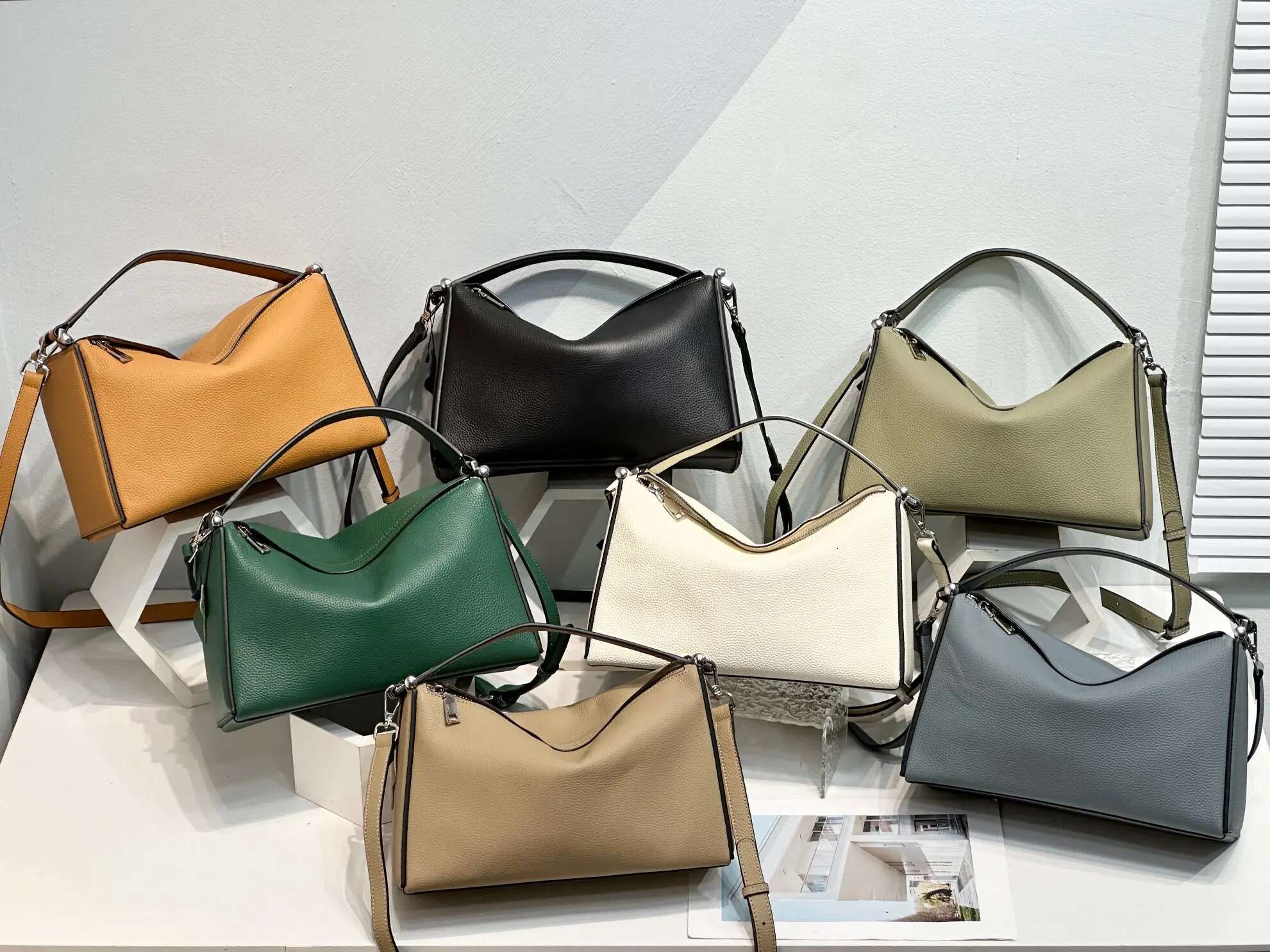 Genuine Leather Fashion Women Bags Designer Ladies Soft Cowhide Handbag For Woman