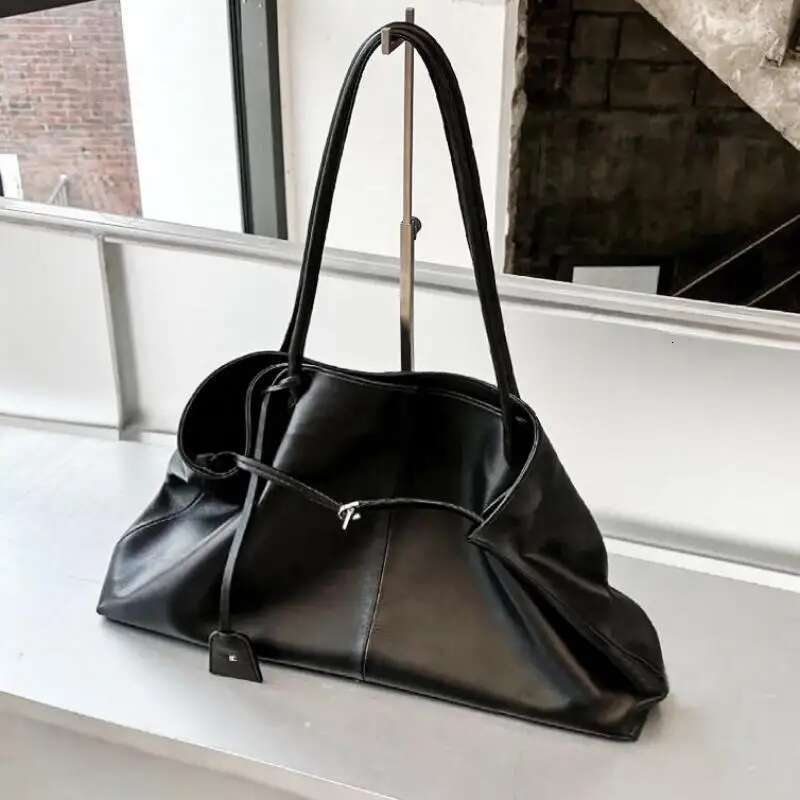 Autumn And Winter Retro High-End Imitation Suede Shoulder Personalized Light Fashion Bag For Women Trendy