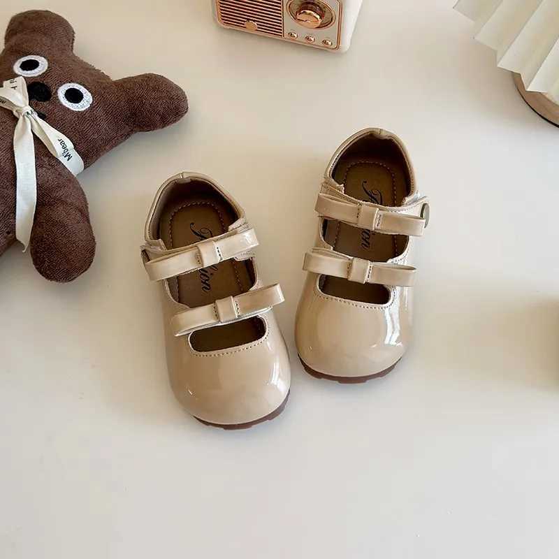 Girls Mary Janes Patent Leather Bowtie Round Toe Cute Kids Flat Shoes Toddler Three Colors Spring Hook-loop Children Shoe 21-30 X250220
