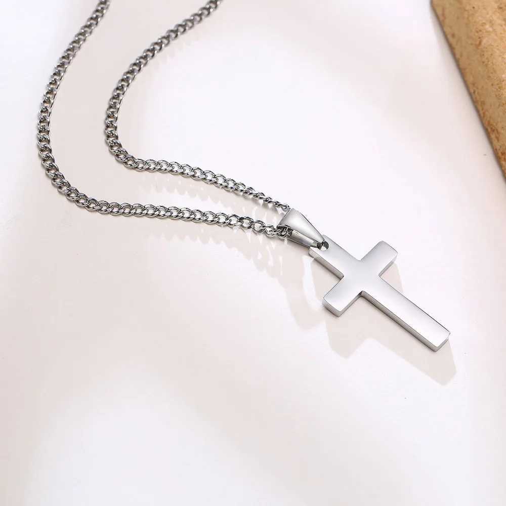 Casual Cross Pendant Necklaces for Men BoysWaterproof Stainl Steel Pendant NecklacesAnniversary Birtay Jewelry GiftsXJ250219