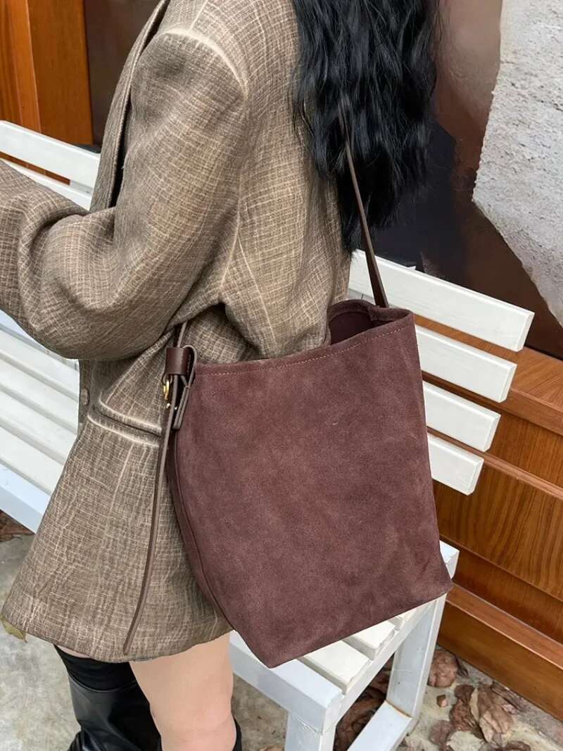 Bucket Suede Bolsos Mujer Daily Using Crossbody Bag Shoulder Bags 2025 New Lazy Style Commuterbolsa Frosted Cowhide Bolsas