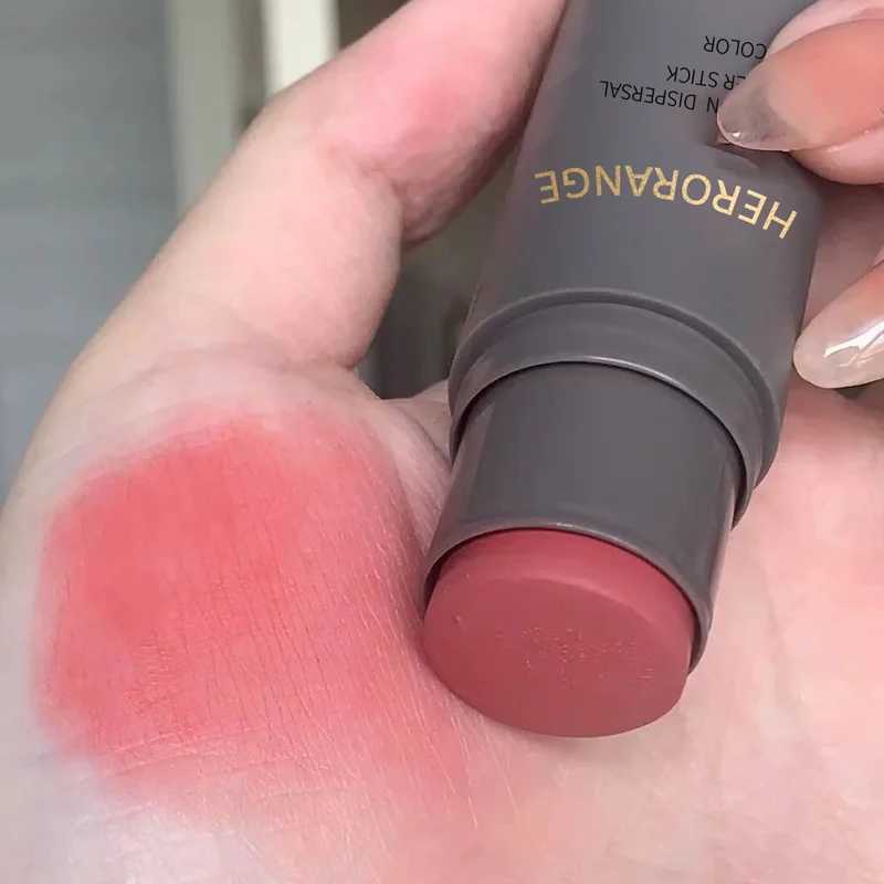Tri-color B Stick Waterproof Strong coverage B Facial Brightening Profile Suitable for all skin tonesW250220