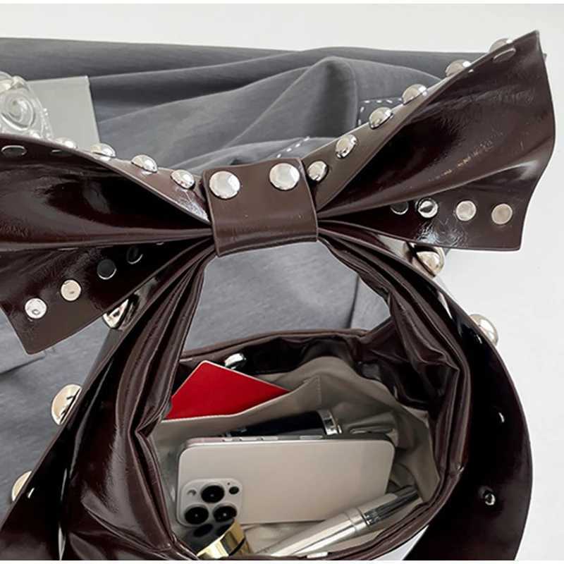 Bow Vietnamese Brand Shoulder Bag Fashion Personality High-end Shiny Leather Womens Underarm Luxury Korean Sweet Bag Y250218