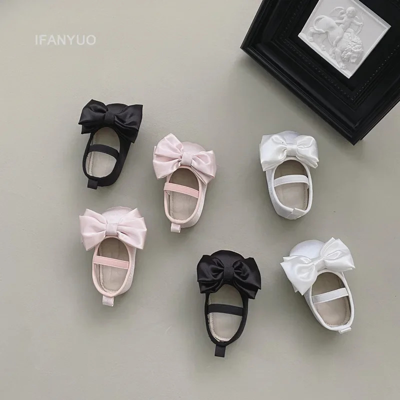 Baby Shoes Spring Autumn Girls Bow Ballet Style Satin Soft Baby Anti-slip and Anti Drop Heel Princess Toddler Shoes 250219