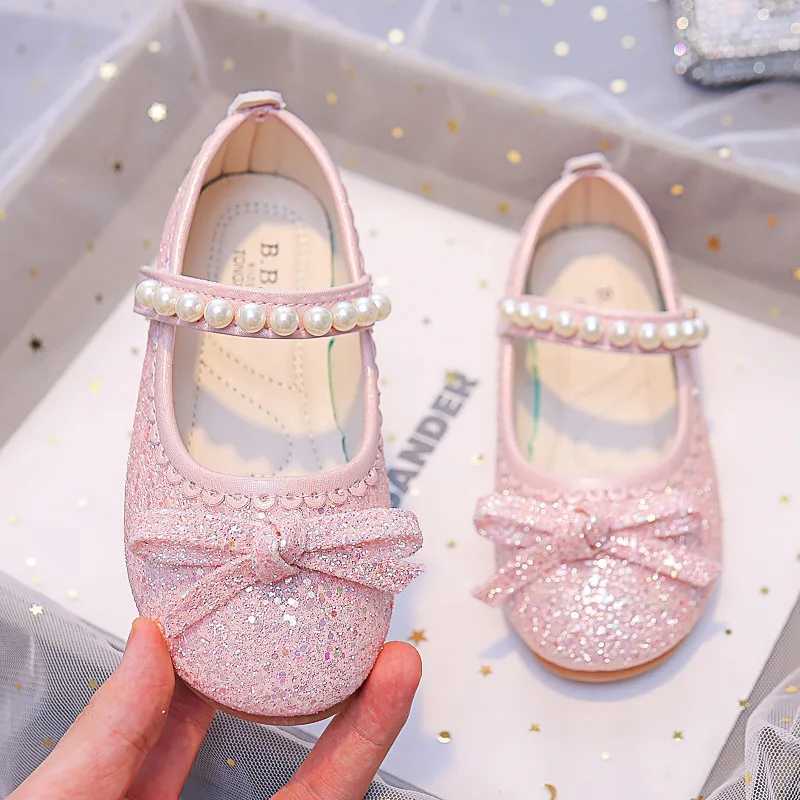 Girl Pearl Princess Shoes 2023 Spring New Childrens Fashion Rhinestone Childrens Leather Shoes Crystal Shoes Apartment Shiny and Unique X250220
