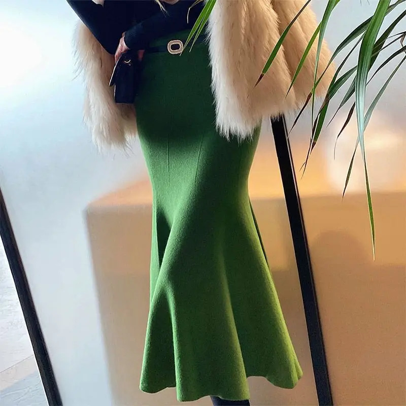 Mid to Long Knitted Midi Skirt for Women Autumn and Winter Plus Size Solid Color Stylish Simple Fishtail 250220