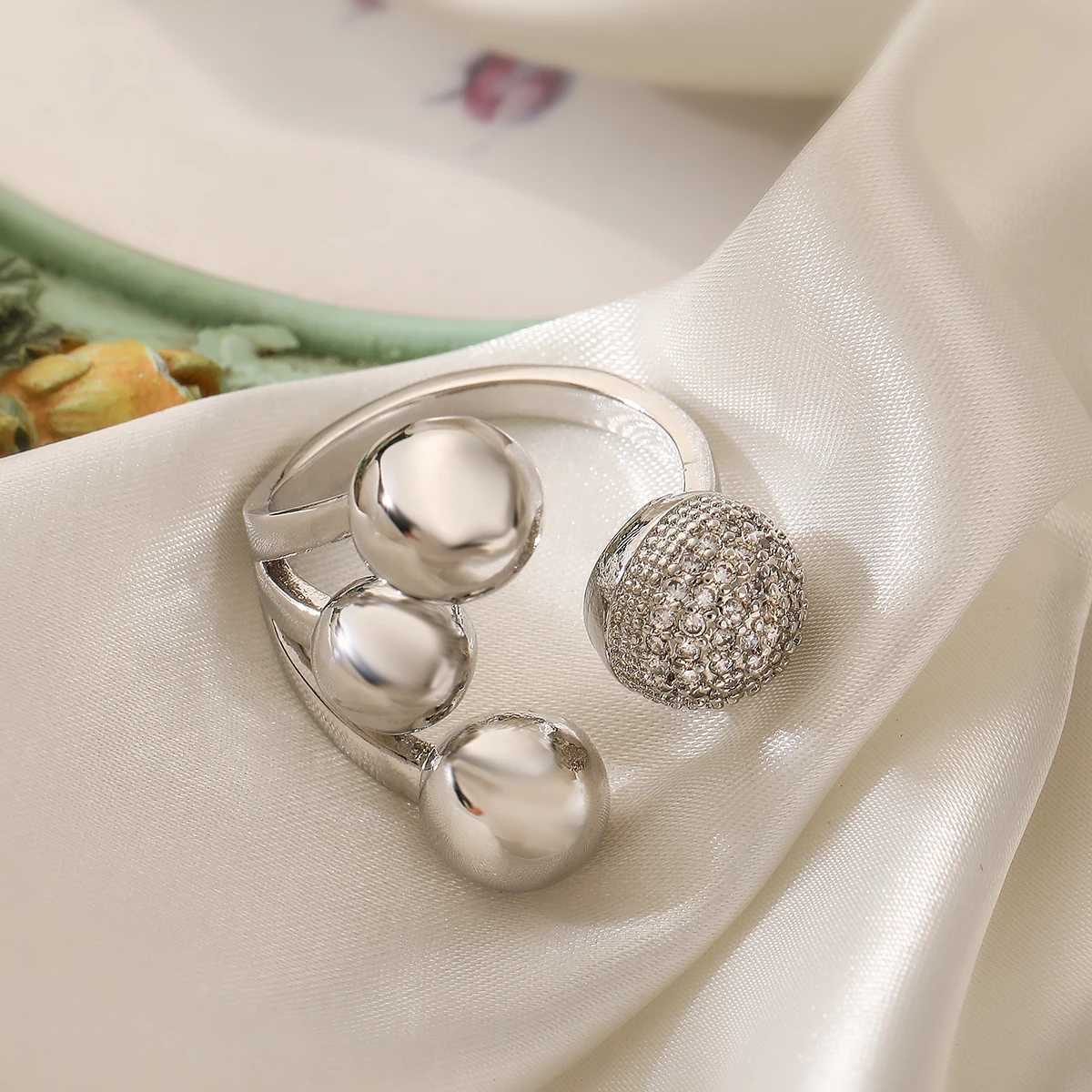 Mafia statement Exaggerated design ring with gold/silver colored copper party jewelry set in Wenzhou Sparkling AAA CZ X250220