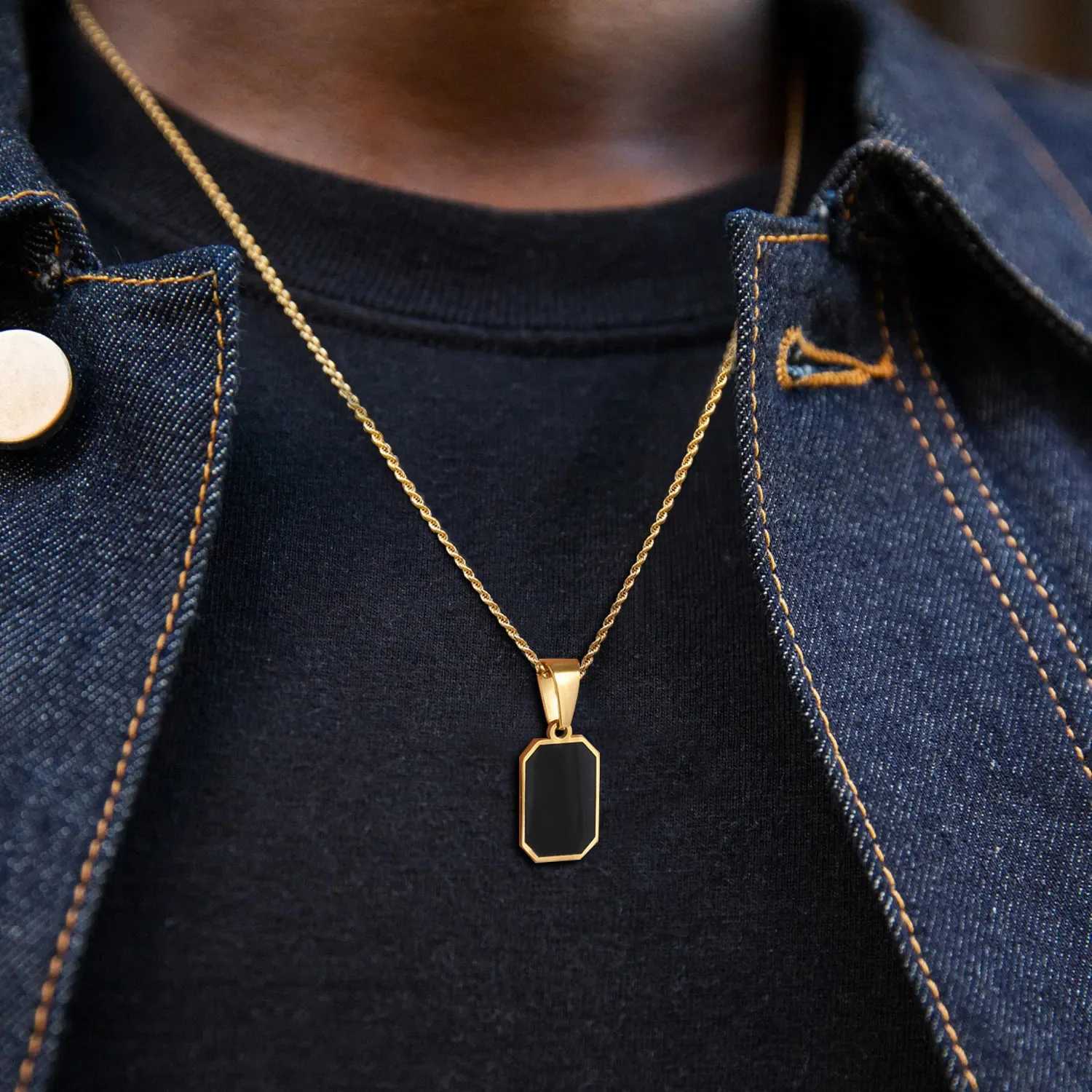 Stylish Mens Geometric Square NecklacesBlack Enamel Rectangle Pendant with Rope Box Chain CollarTren Jewelry GiftsXJ250219