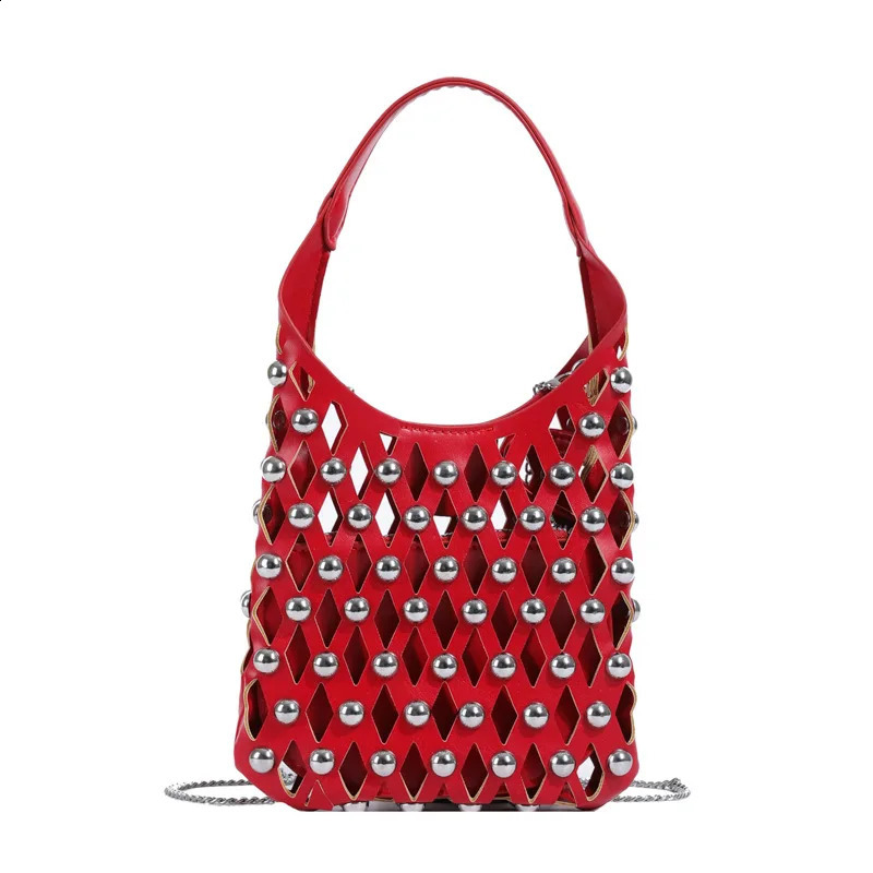 Women Bag Fashion hollow out chain shoulder bag small crossbody beach 250218