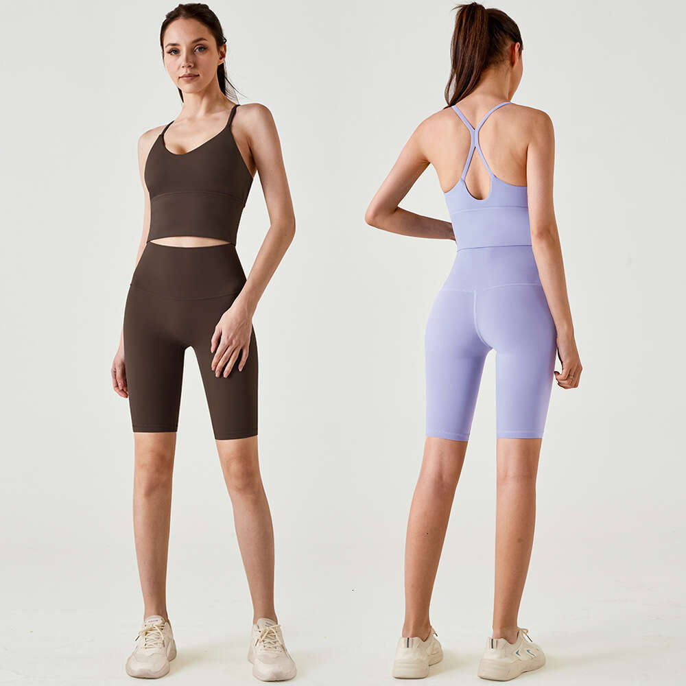 Yoga pants for women in summer, nude riding quick drying, hip lifting, fiess high waisted sports five quarter pants, yoga shorts, 2025 new style, chic