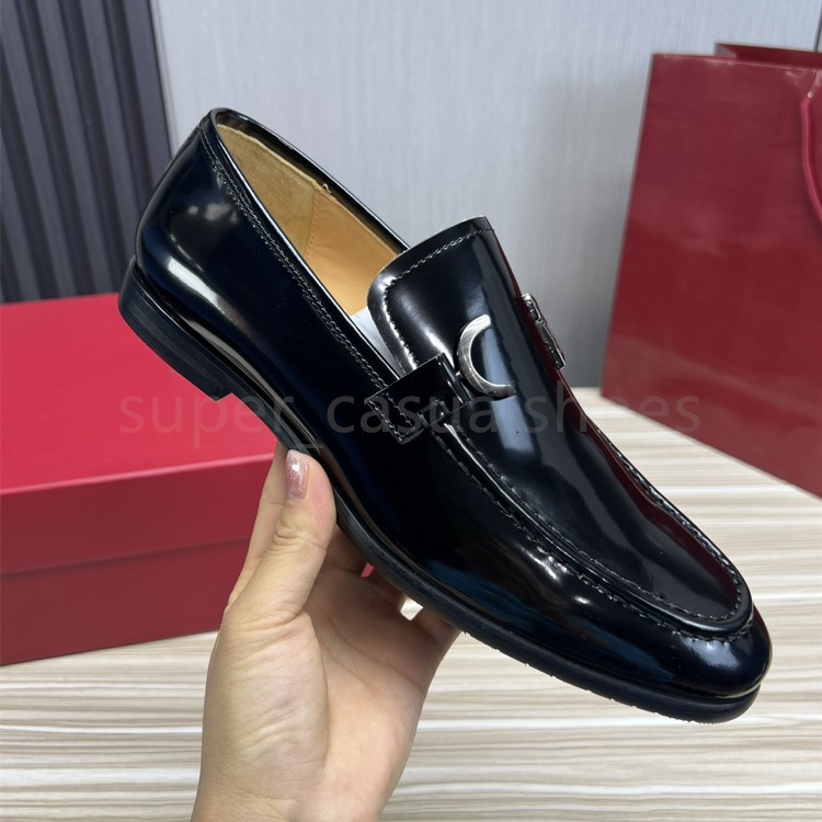 Designer Loafers Classics Moccasins Men Dress Shoes Fashion Black Metal buckle Leather Office Wedding Walk Flat Shoe size 38-45