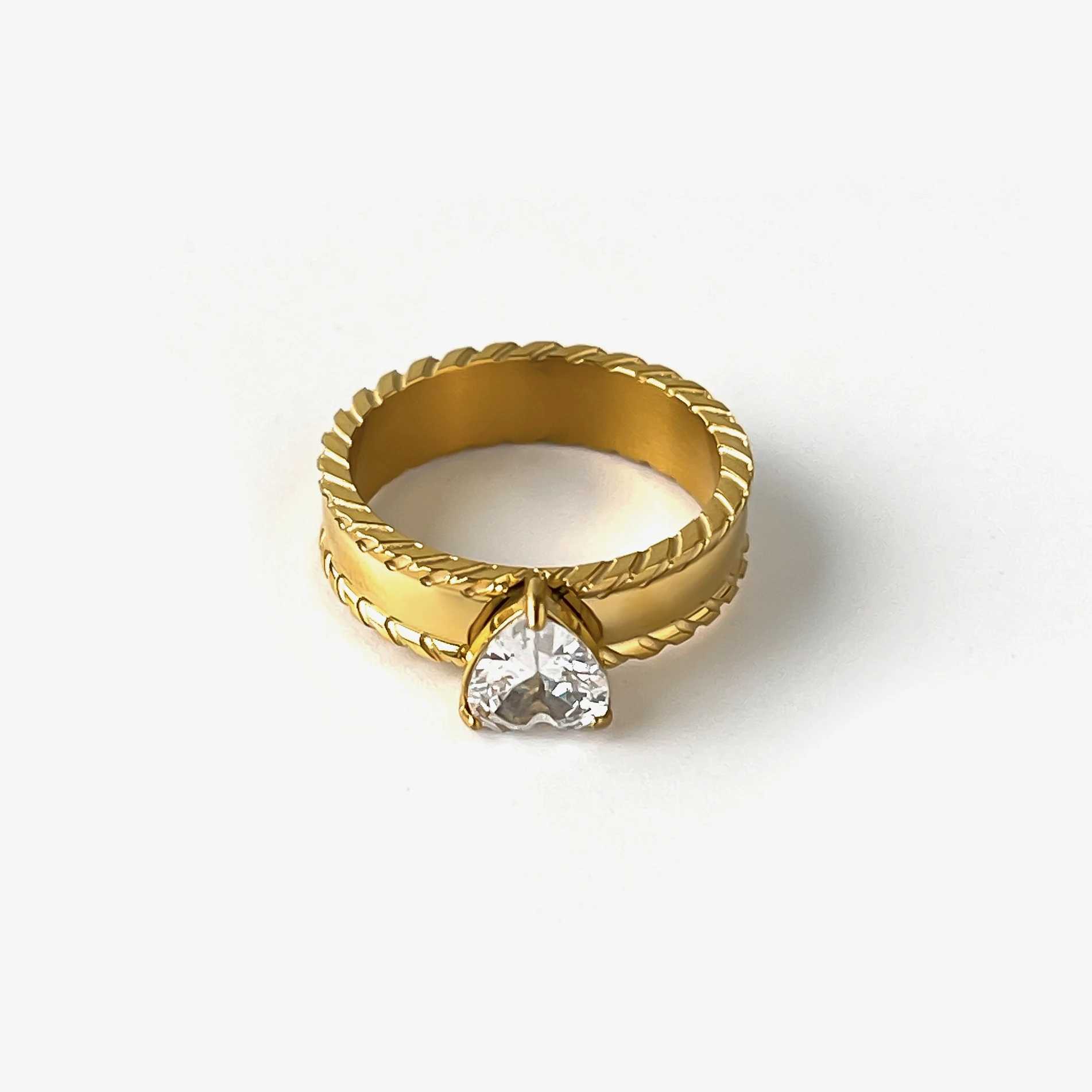 Perisbox Fashion Stainless Steel Gold Plated Zircon Rings for Wen High Quality Sparkling Wedding Jewelry Birthday Gift X250220
