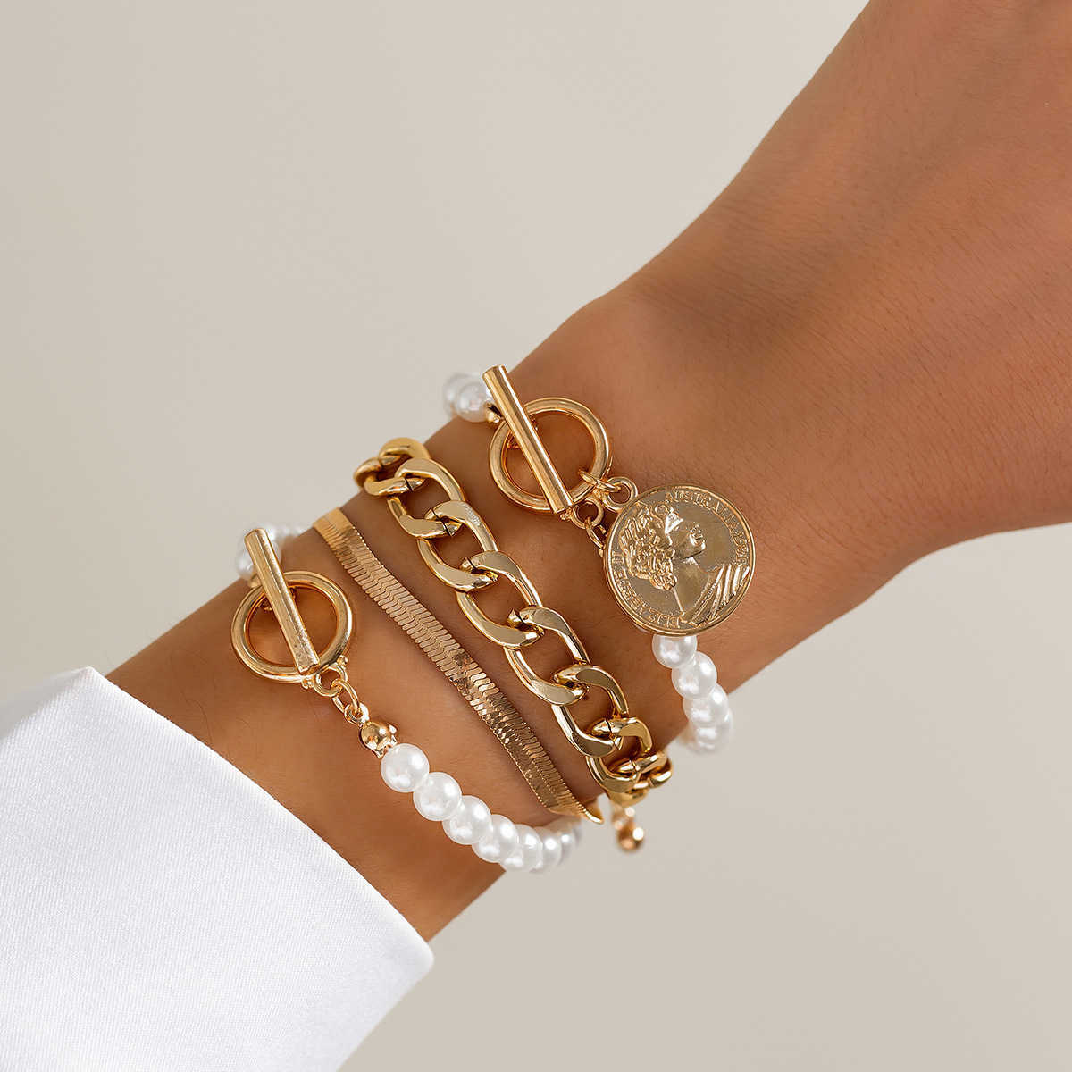 Charm Bracelets Jewelry ins Pearl Beads Flat Snake Chain Bracelet Irregular Metallic Brelet Set H25220 2 2OUM