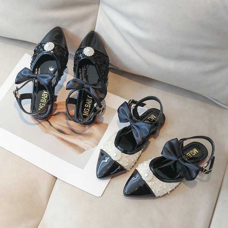 Girls Sandals Pointed Toe Patent Leather Pearl Elegant Kids Summer Shoes Shallow Flat Black Beige New Children Shoes 26-36 X250220