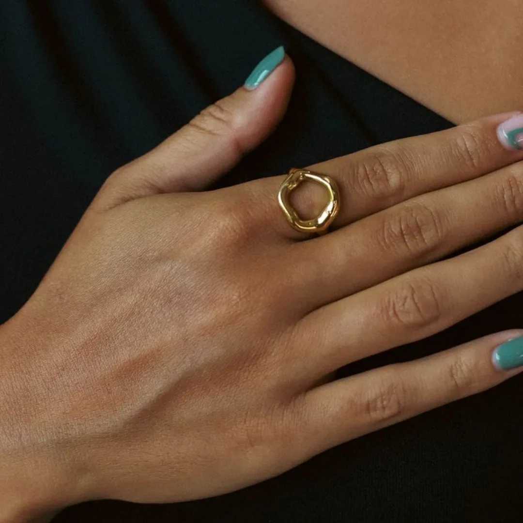 Uworld Vintage Unique Circle Motif Ring Melted Texture Detail For Wen Gold Color Texture Temperament Jewelry Waterproof Gift X250220
