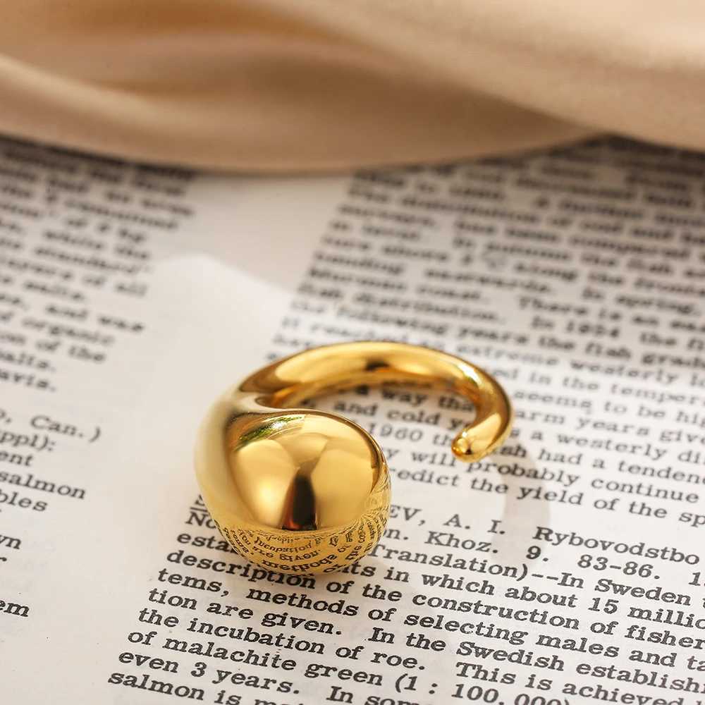 Creative Gold Color Stainless Steel Rings for Wen Punk Chunky Irregar Smooth Round De Ring Five Statement Jewelry Gift X2502201