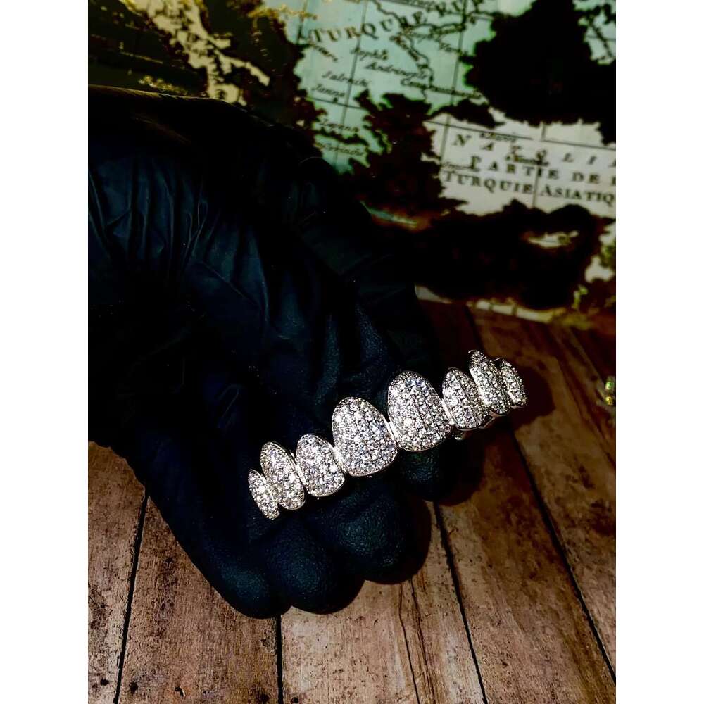 Custom Gold Teeth Moissanite Dia Grillz