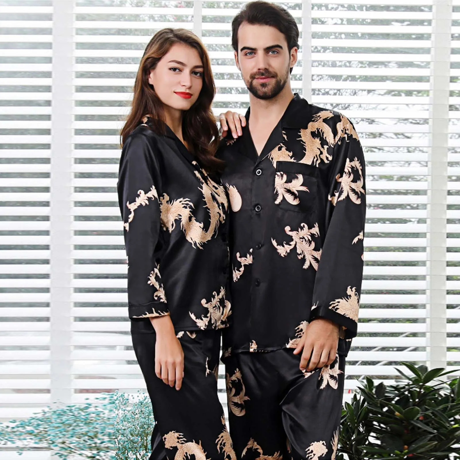 High quality material satin couples sleepwear set V-neck soft fabric suitable for all day comfortable womens sleepwear 250219