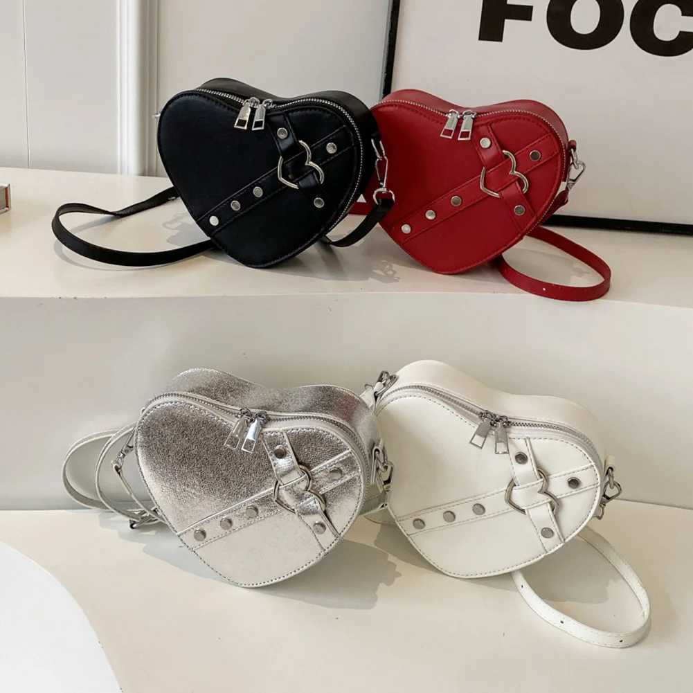 Womens heart-shaped hanging bag PU leather careful bag solid color adjustable shoulder strap womens outdoor bag Y250218