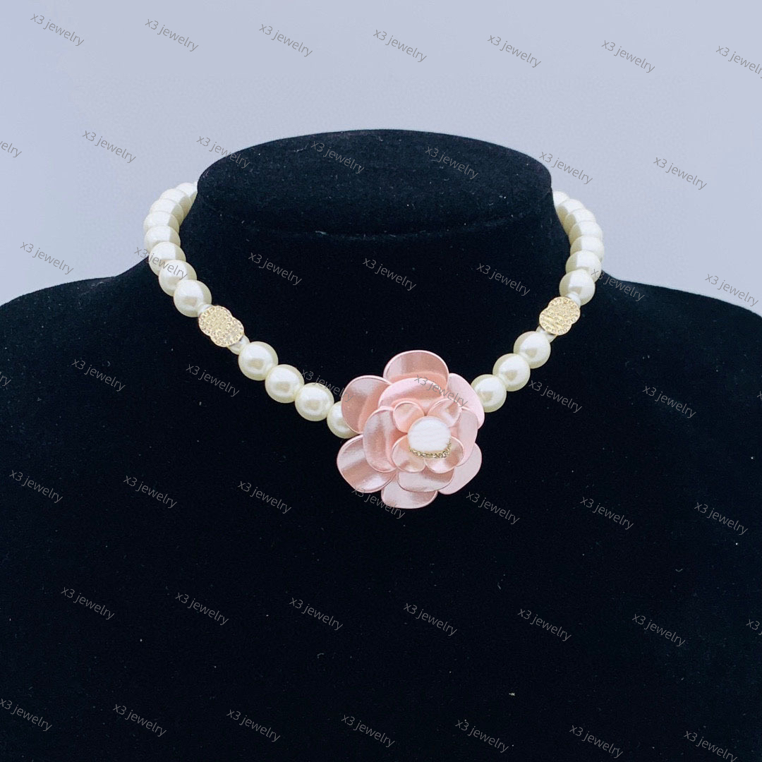 Fashion designer necklace, elegant and fashionable diamond crystal pearl gift necklace, women's Valentine's Day wedding gift jewelry, fashion party women's jewelry