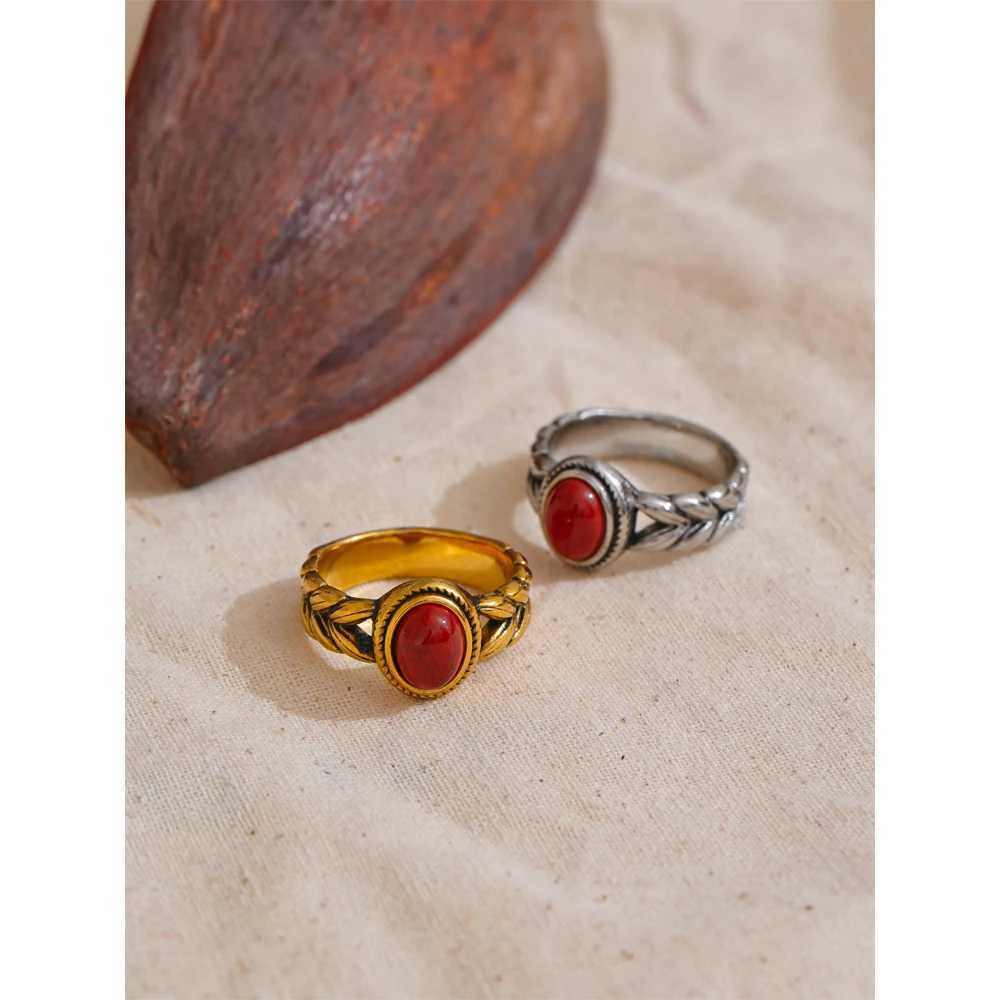 Yellow Retro Stainless Steel Red Gold Color Smearing Black Natural Stone Ring 18K PVD Plated Rust Proof Vintage Finger Jewelry X250220