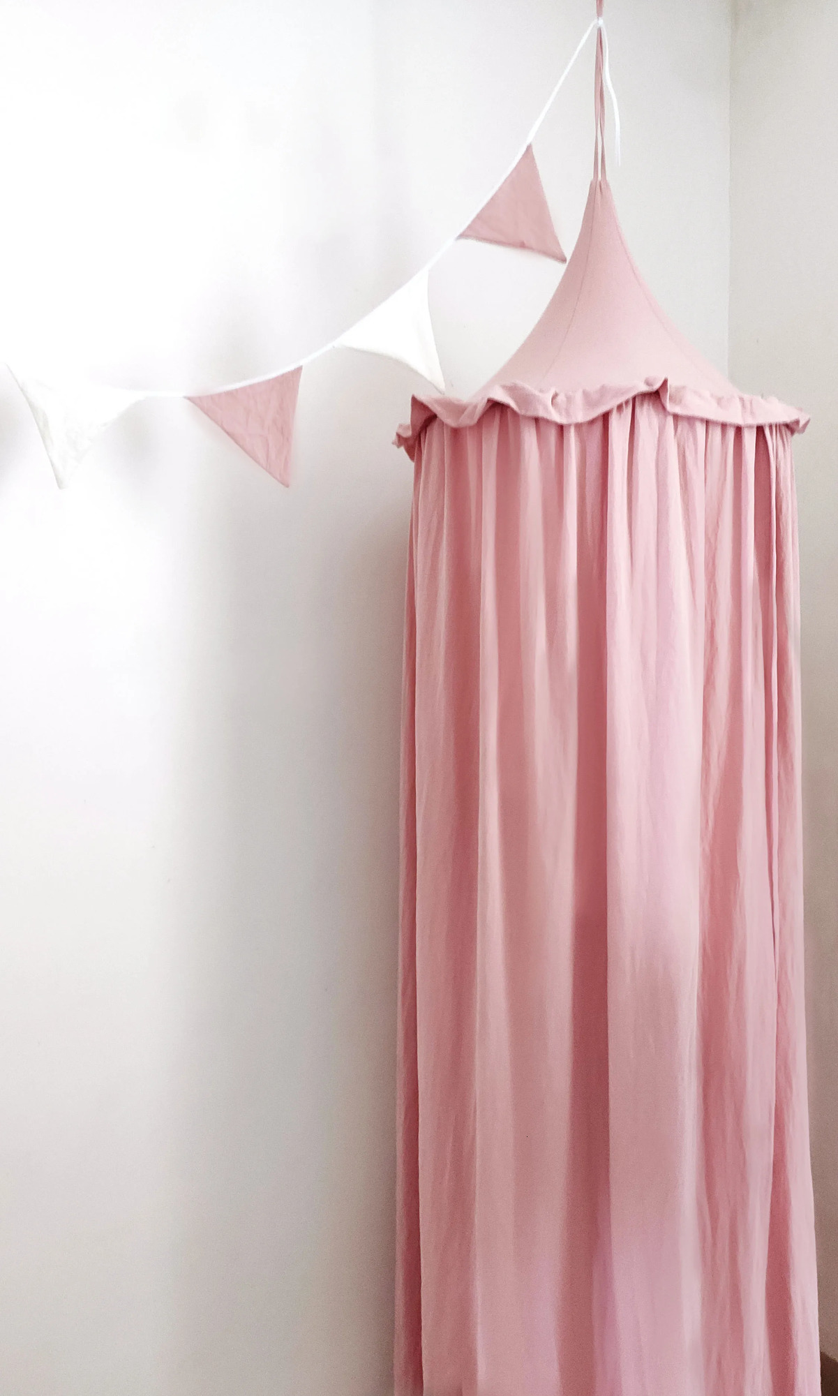 100% pure cotton baby crib room decoration Baldachin with ruffled bed cover used for kindergarten 250219