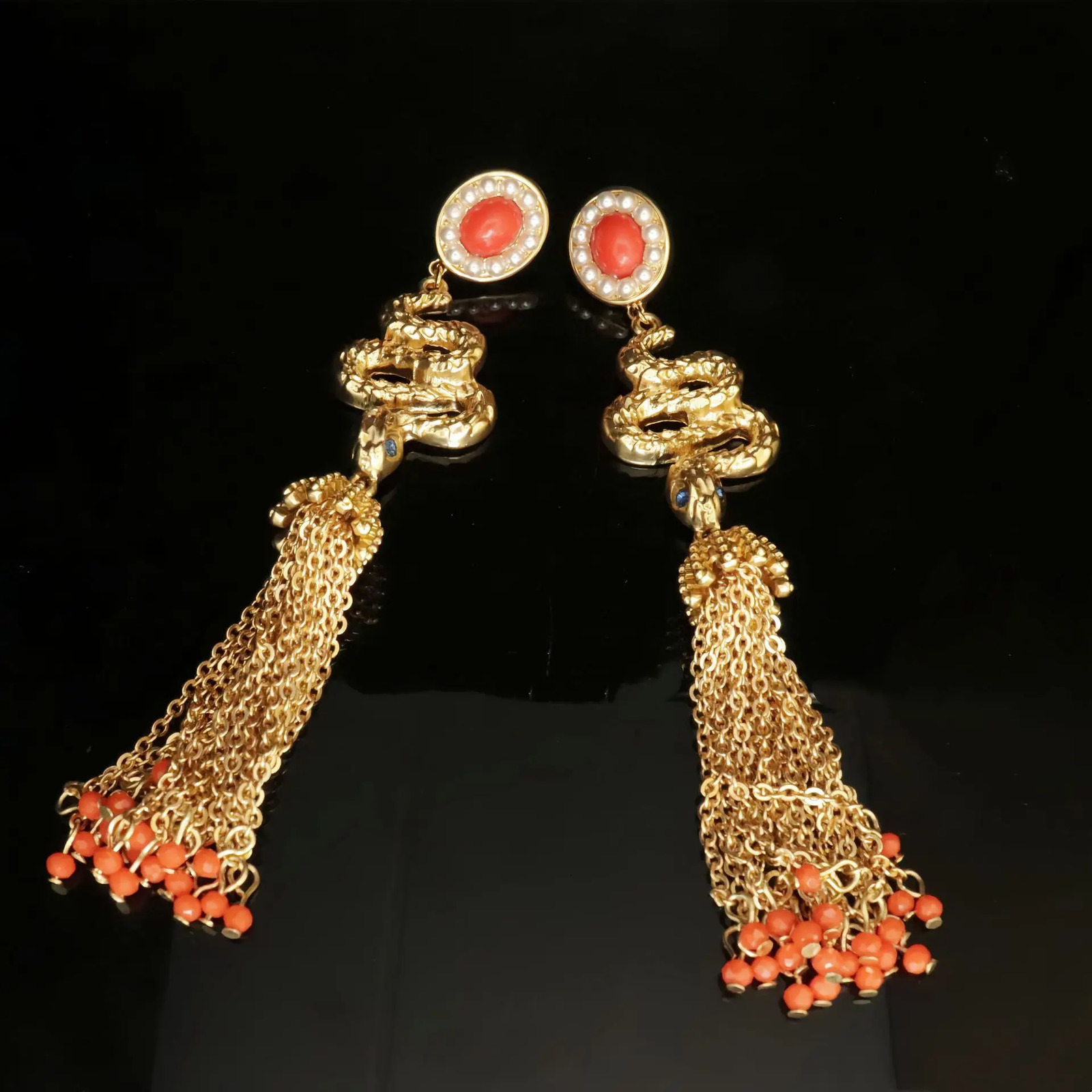 Fashion exaggerated snake tassel on stud earrings electroplated 24K gold with pearl earrings 250220