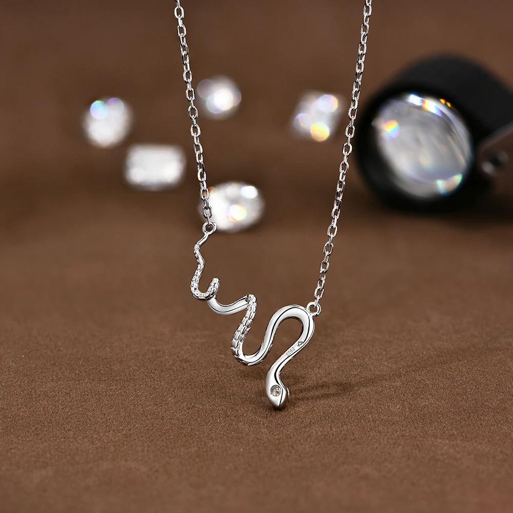 CHARMING Snake Chain 925 Silver D/VVS1 Lab Diamond Necklaces Moissanite for Women Handmade Yellow Gold Plated Wedding Jewelry 250220