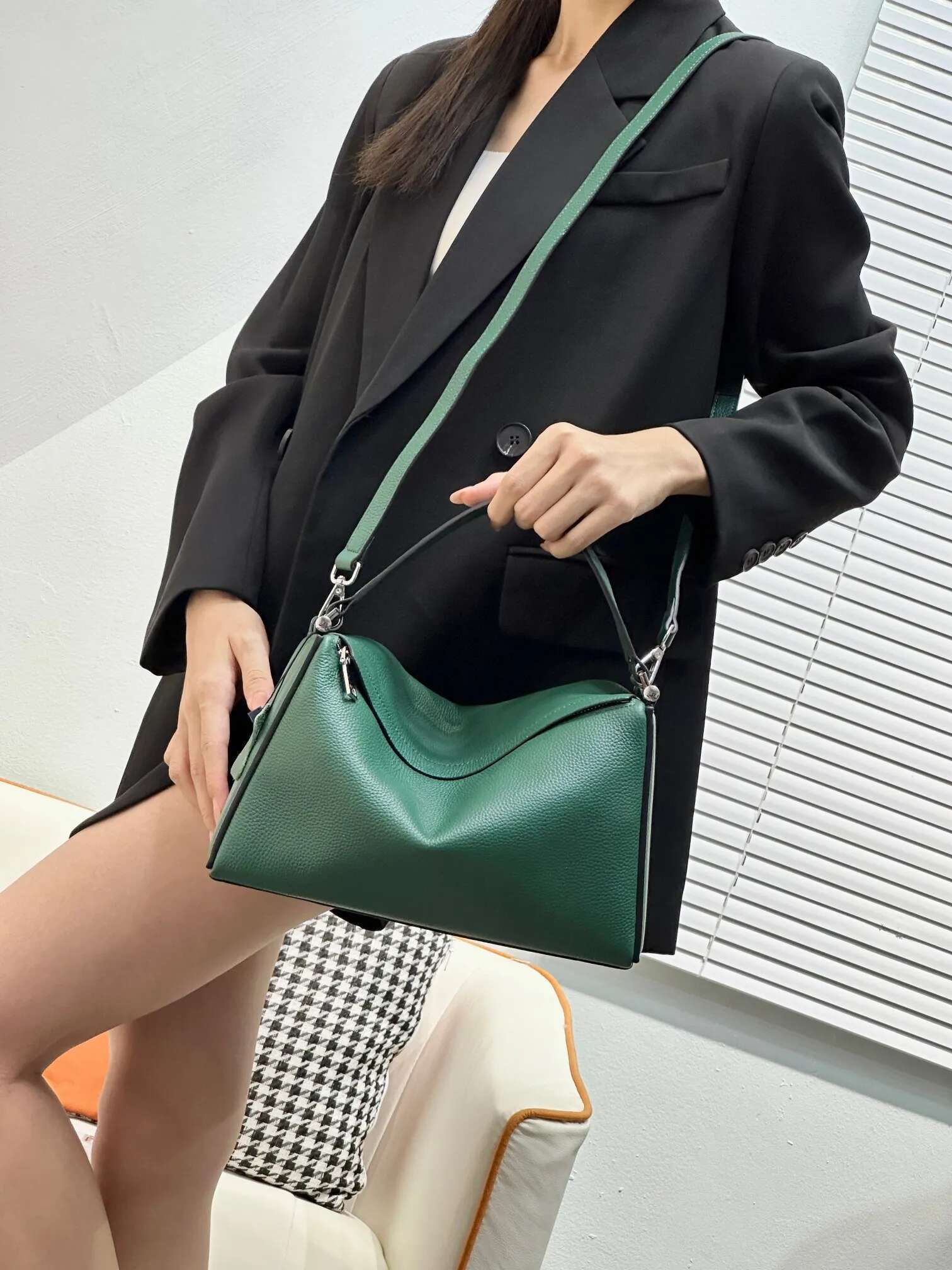 Genuine Leather Fashion Women Bags Designer Ladies Soft Cowhide Handbag For Woman