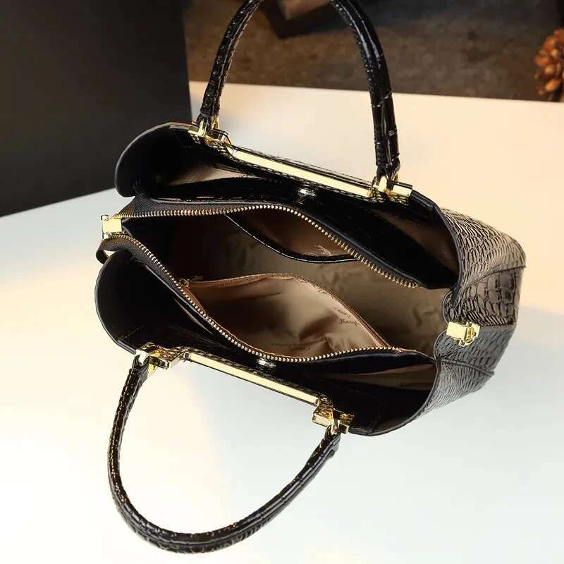 Bags For Women Crocodile Patent Leather Messenger Bag Large Capacity Female Tote 2023 Brand Designer Handbag
