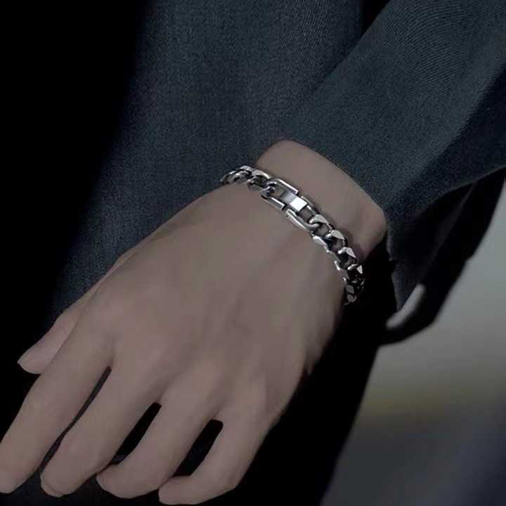Charm Bracelets Titanium steel mens Cuban bracelet trend ins thick bracelet mens jewelry chain polishing punk bracelet H25220