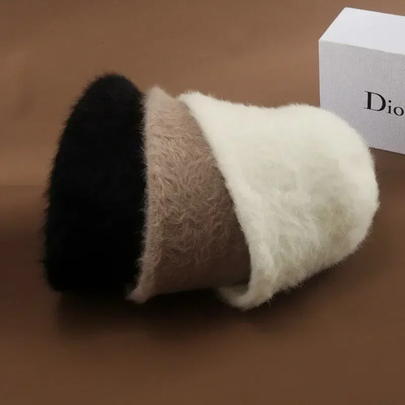 Rabbit Hair Fisherman Hat for Women Autumnwinter Basin Head Round Plush Senior Sense Face Small White Bucket 250210