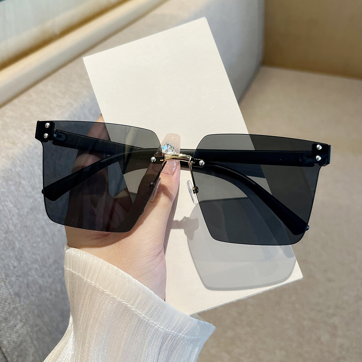2025 Spring And Summer Frameless Square One Sunglasses for Men And Women Deigner Fashion Korean Version Of The Trend Glasses
