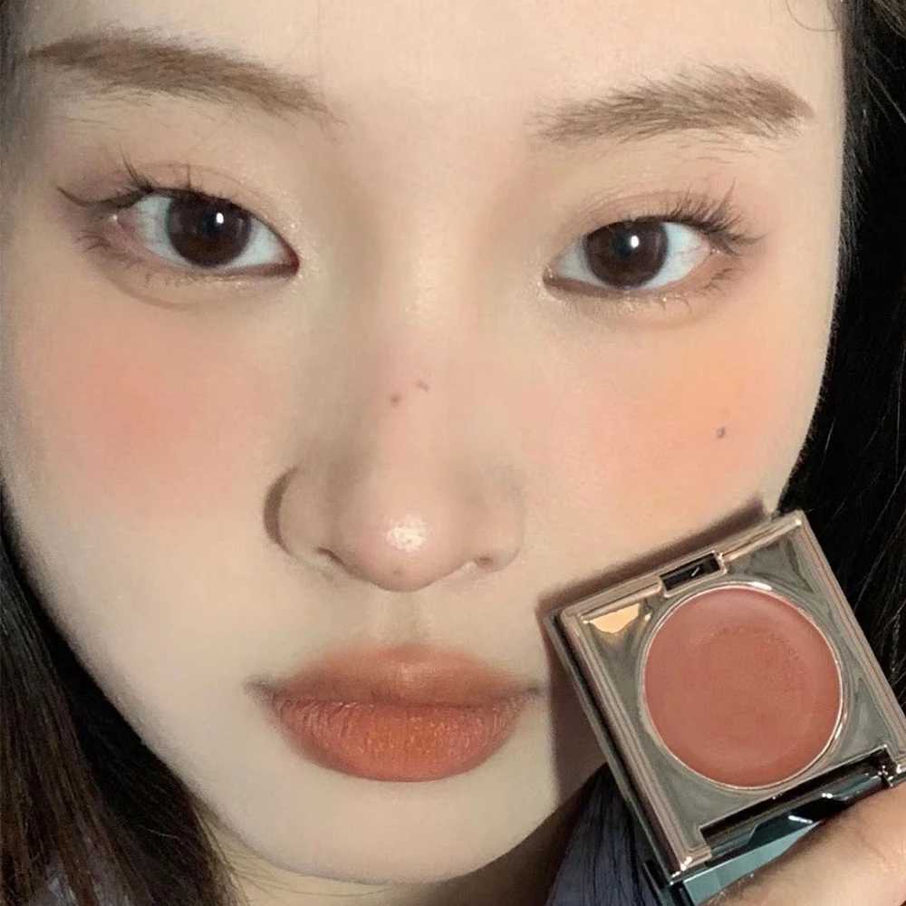 2-in-1 Lip Gloss B Cream Long lasting soft moisture-proof cosmetics for matte lips and cheek makeup Lip color lipstickW250220