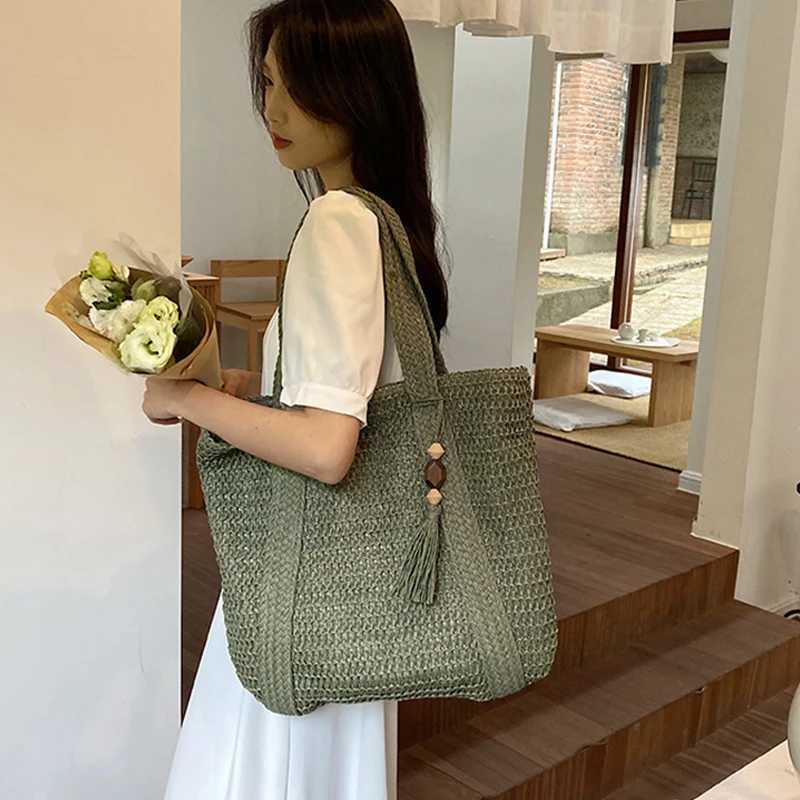 Vintage New Fashion Large Capacity Solid Grass Edited Womens Woven Shoulder Bag Elegant Casual Bag Z250219