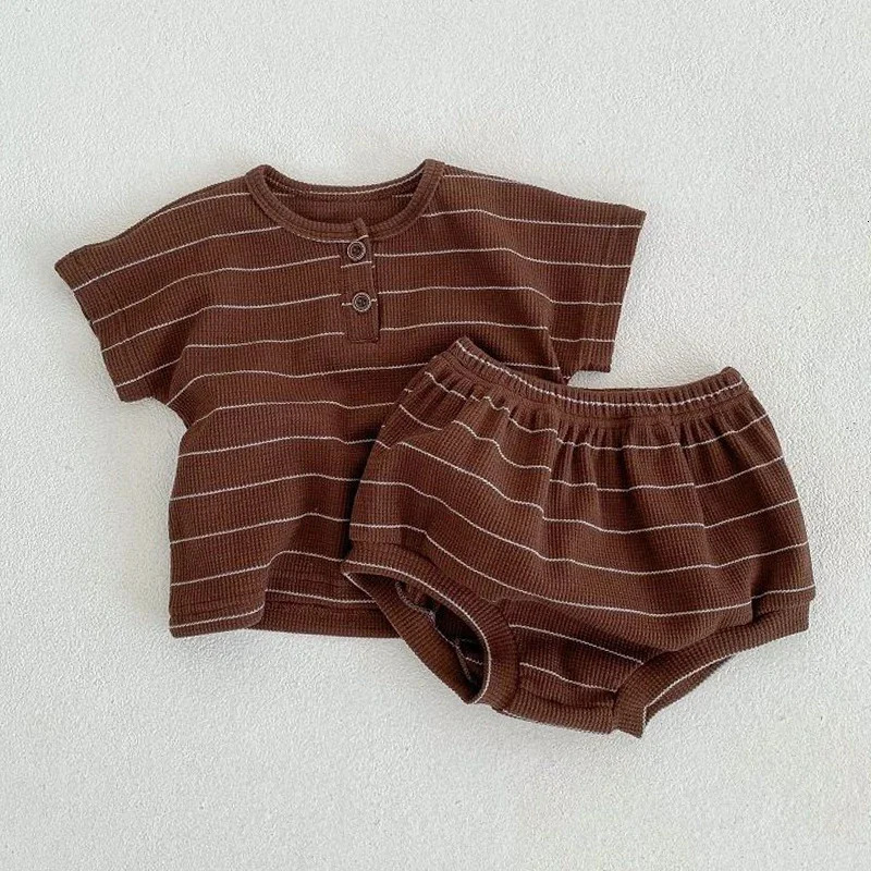 Childrens clothing 0-3 year old summer striped pure cotton boy T-shirt shorts set beach vacation girl short sleeved set 250219