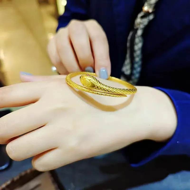 Snake Hand Bracelet Vietnam Sand Gold Antique Egyptian Style Womens Open Bronze Gold Plated Simulation Gold Jewelry 250220