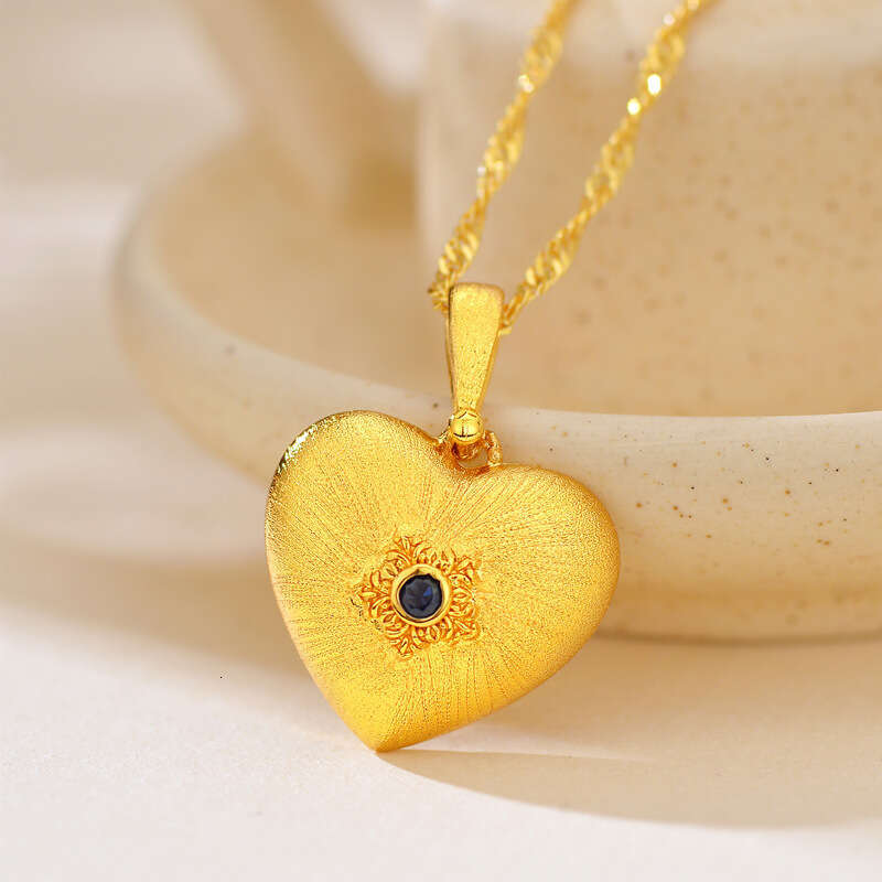 Simulated sand gold wire drawing process, blue dia heart-shaped pendant, fashionable temperament, versatile and simple pendant accessory