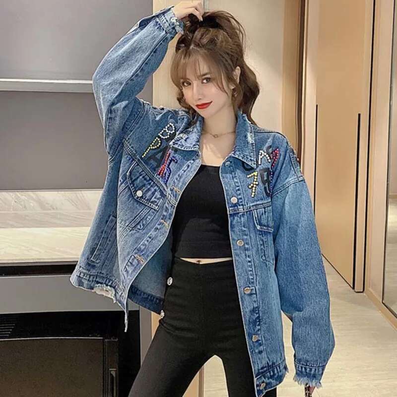Denim Jacket Women Streetwear Fashion Beading Cartoon Bear Veste En Jean Pocket Lapel Loose Long Sleeve Print Jeans Coat Female